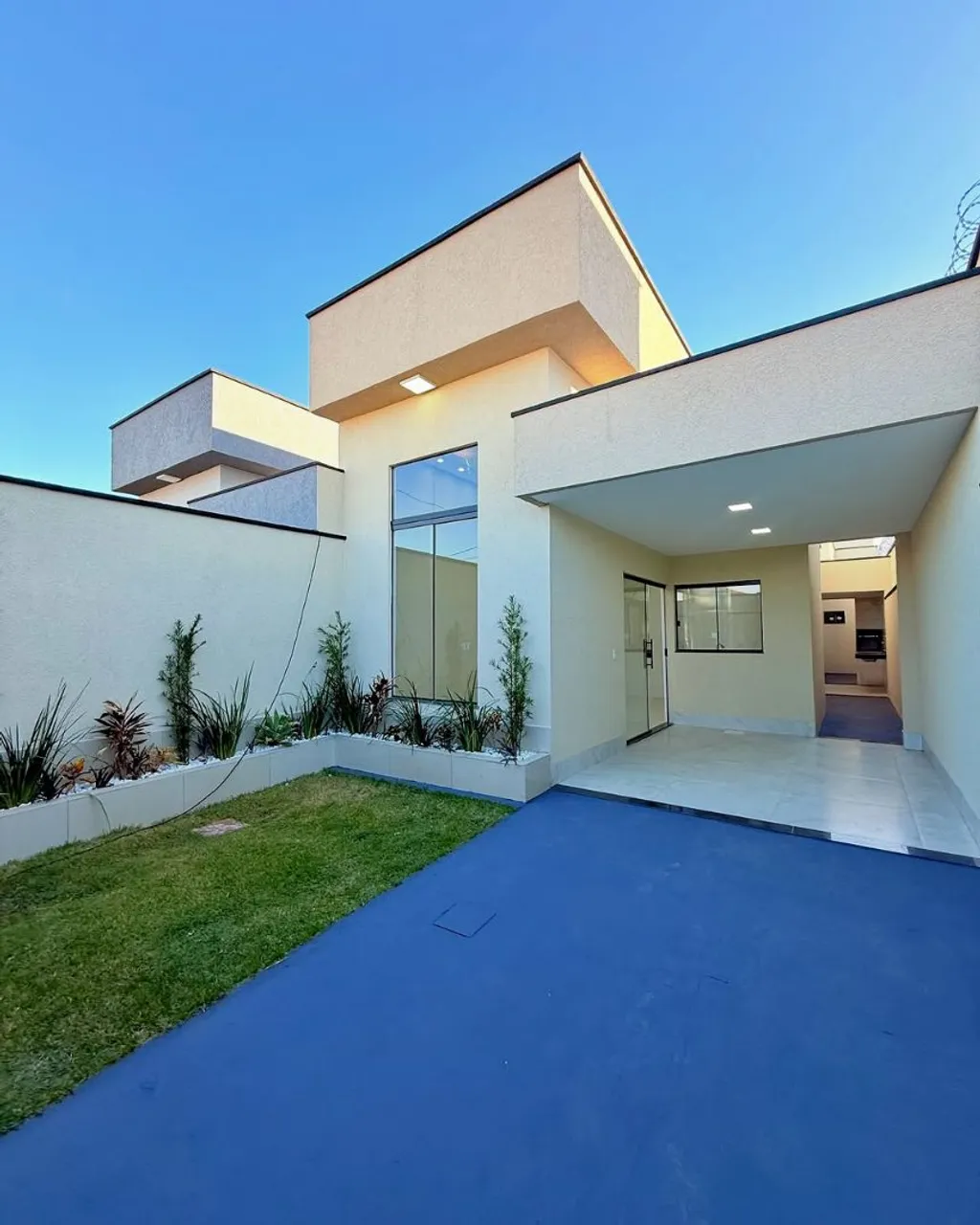 Linda casa a venda no Capão Raso