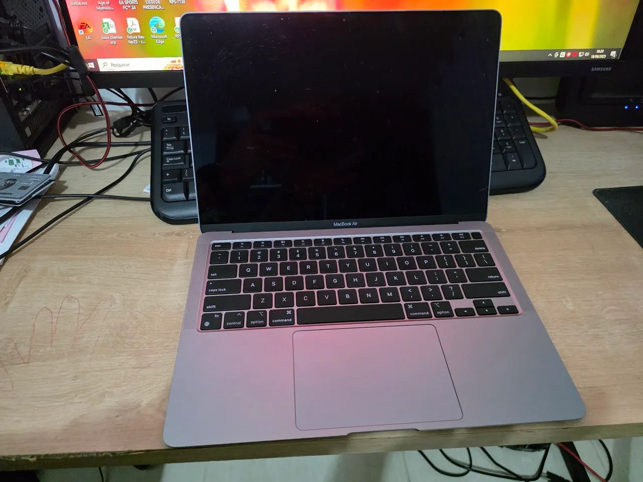 MacBook Air M1 13" cinza espacial - Usado ótimo estado - Foto 4