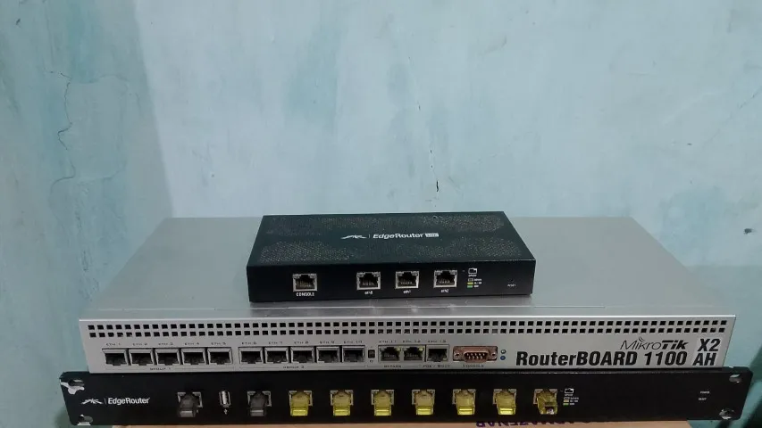 ROTEADORES (OS TRÊS TD JUNTO)