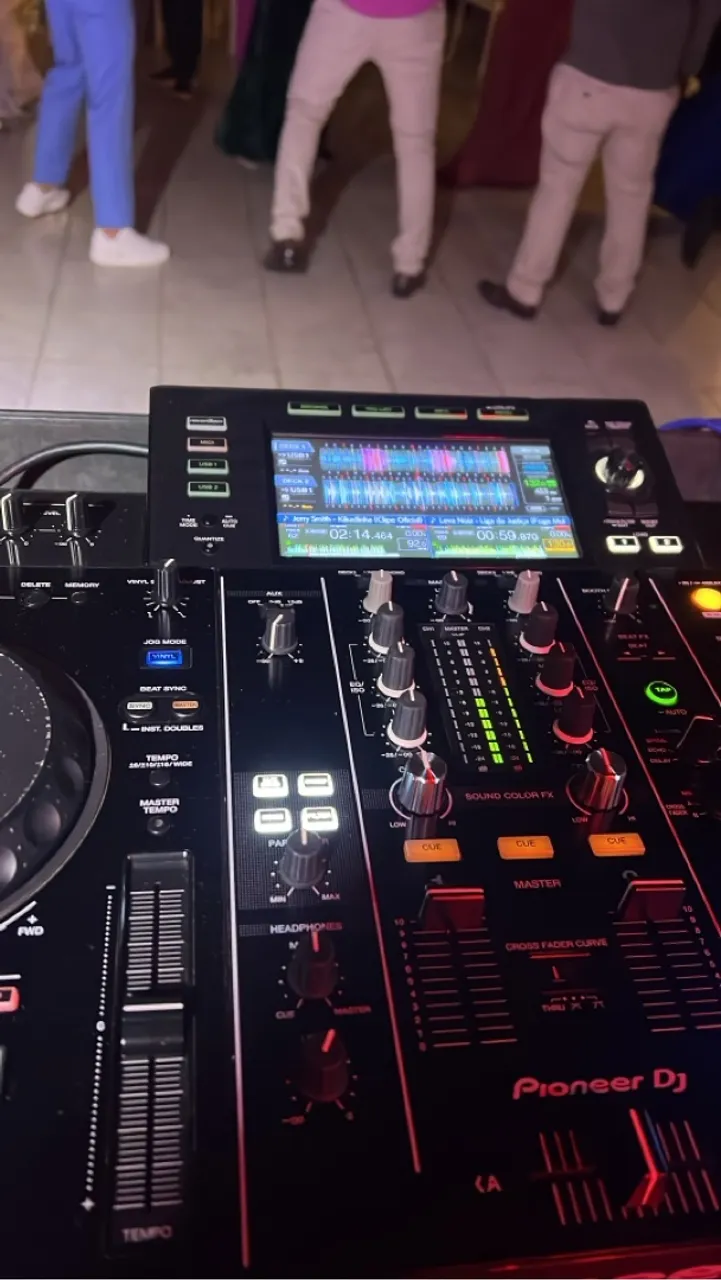 Controladora Pioneer DJ