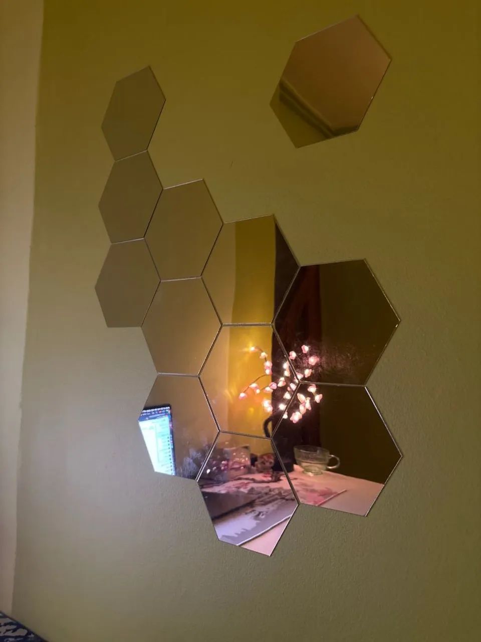 Espelhos Decorativos Hexagonais autocolantes 