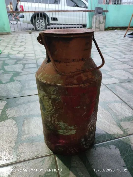 Galão de leite 10L