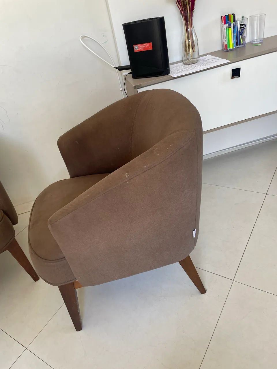 Poltrona marrom - Foto 4