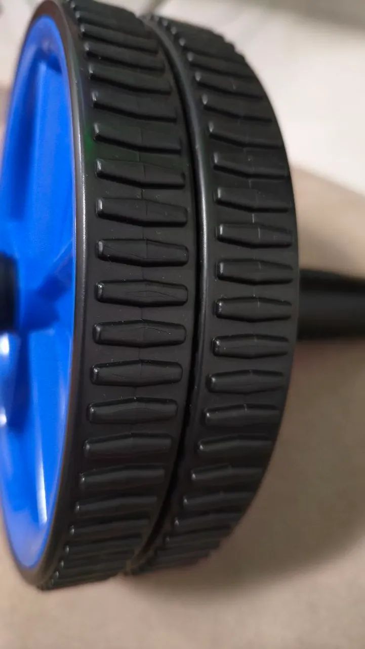 Roda Abdominal Dupla (Ab Wheel) - Ótimo Estado - Foto 3