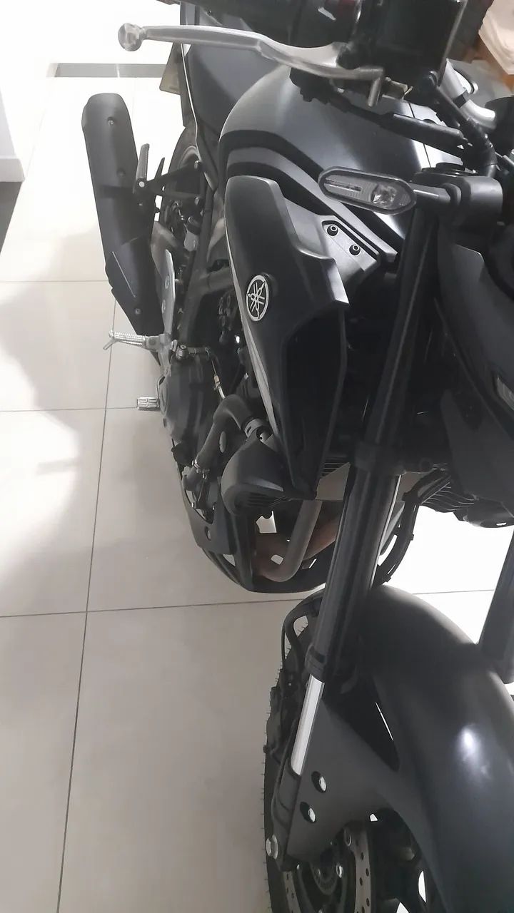 YAMAHA MT03 - Foto 3