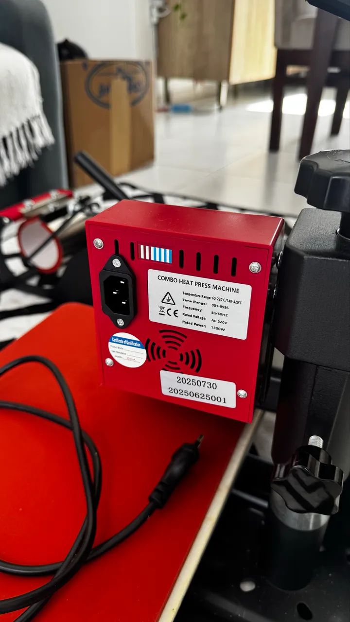 Prensa Térmica 8x1 Sublimação Caneca Camiseta Bones Pratos Cor Caneta E Long Drink - Foto 3