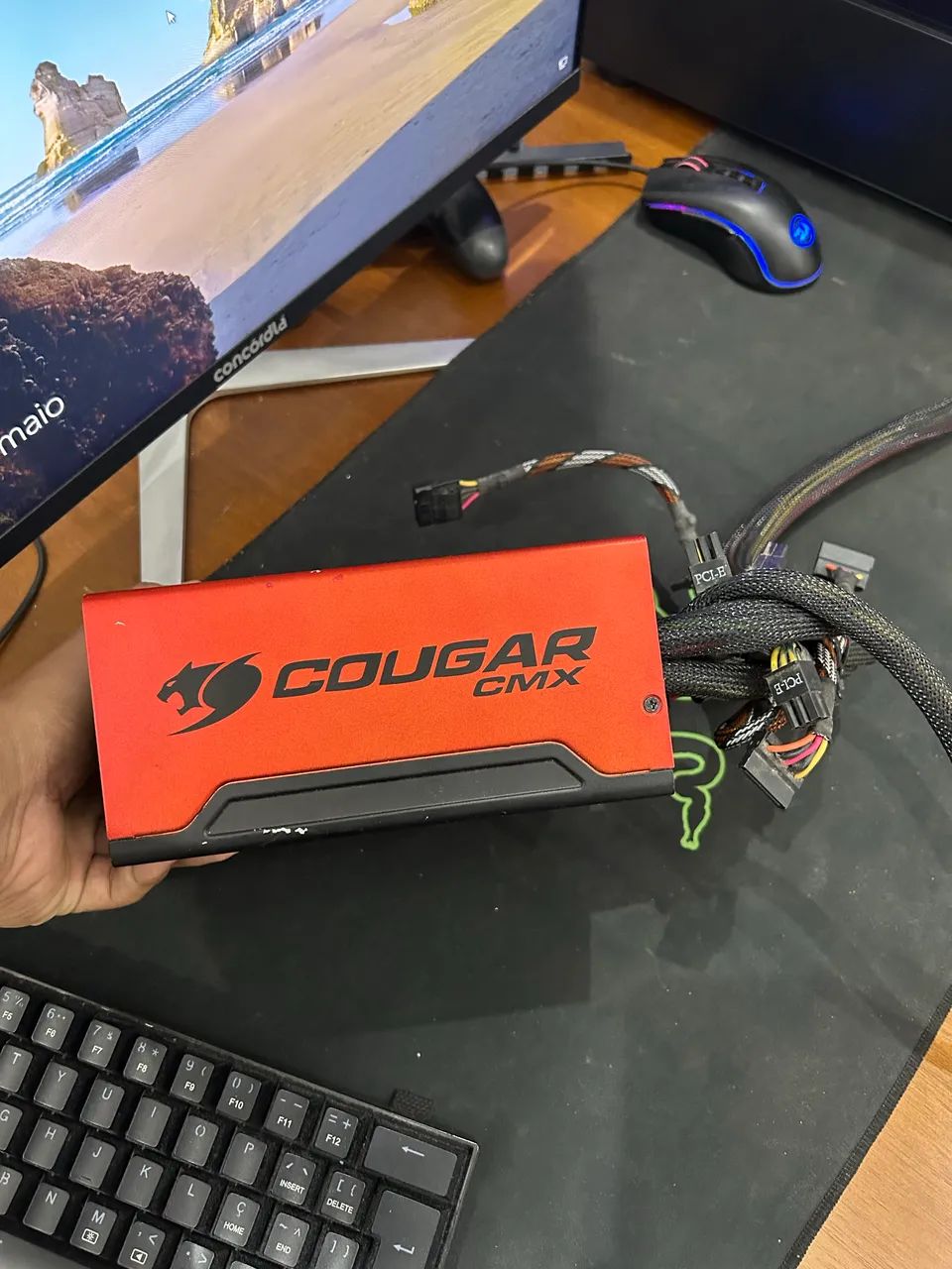  Fonte Cougar 850W 80 Plus Bronze Semi-Modular (com defeito) - Foto 2