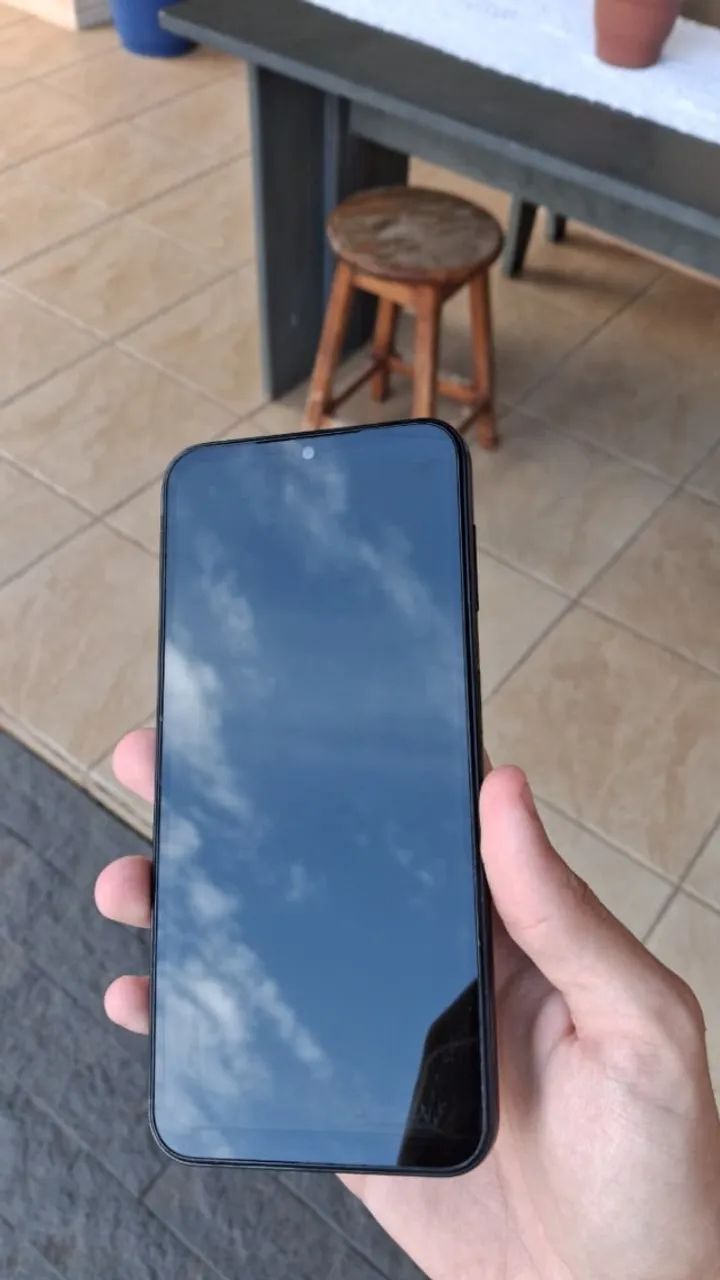 Samsung Galaxy A14 5G usado - 64GB / 4GB RAM - Foto 3