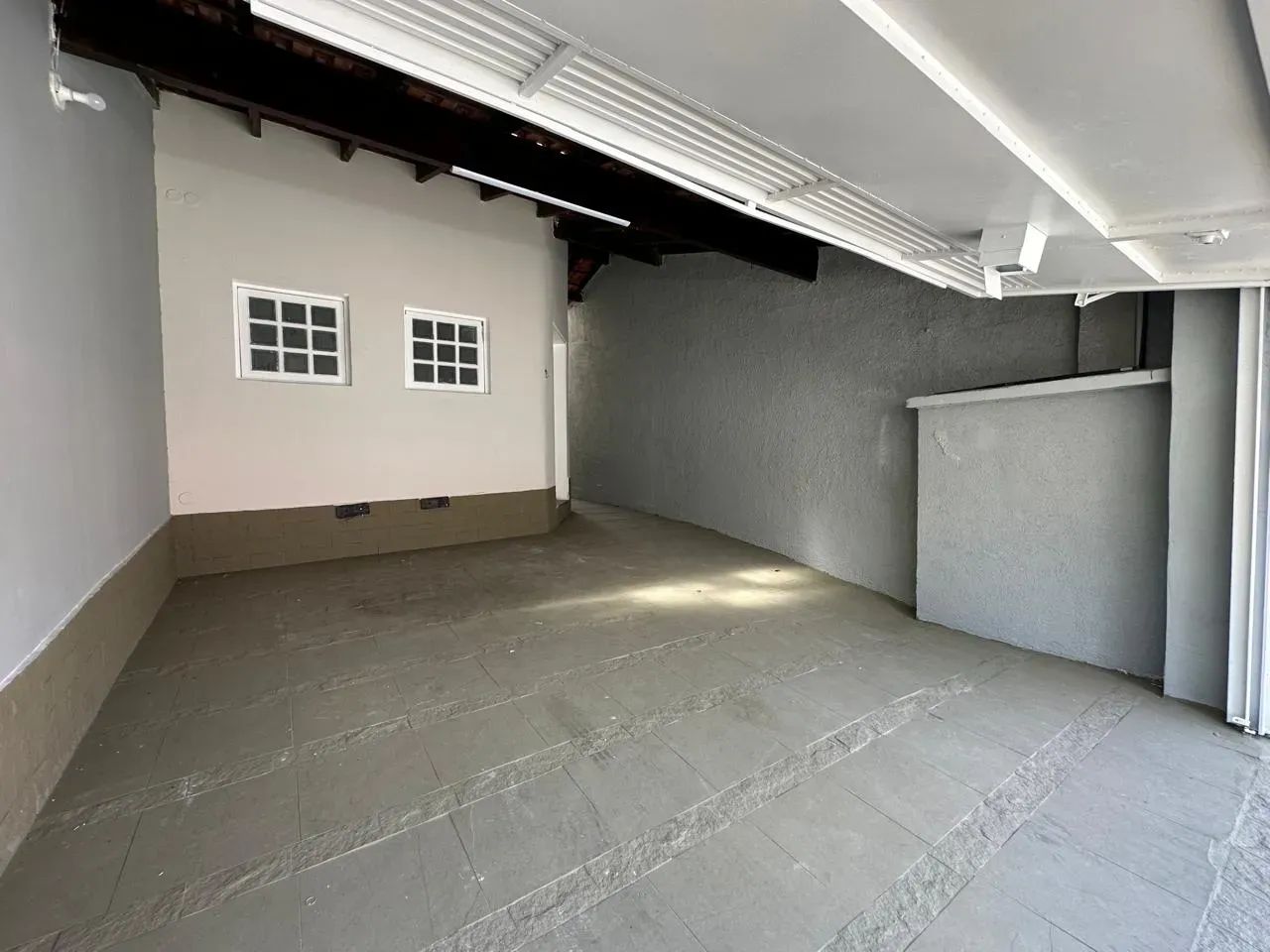Excelente casa térrea a venda na Vila Suissa