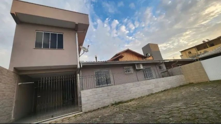VENDO CASA EM CORDEIROS - Foto 2