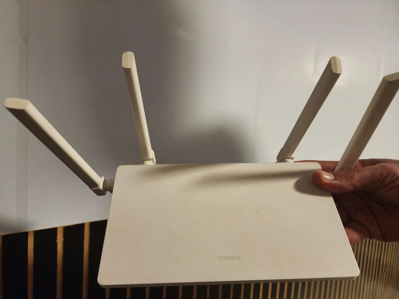 Roteador Wi-Fi marca Huawei - Foto 4