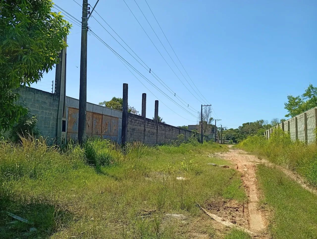 Excelente área com 3600m para vender em Barramares próximo a 388