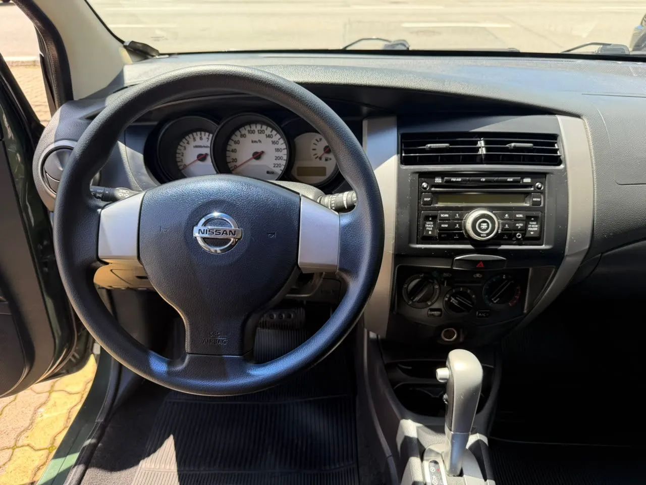 Nissan Livina S 1.8 16V Flex Fuel Aut., foto 7 de 12