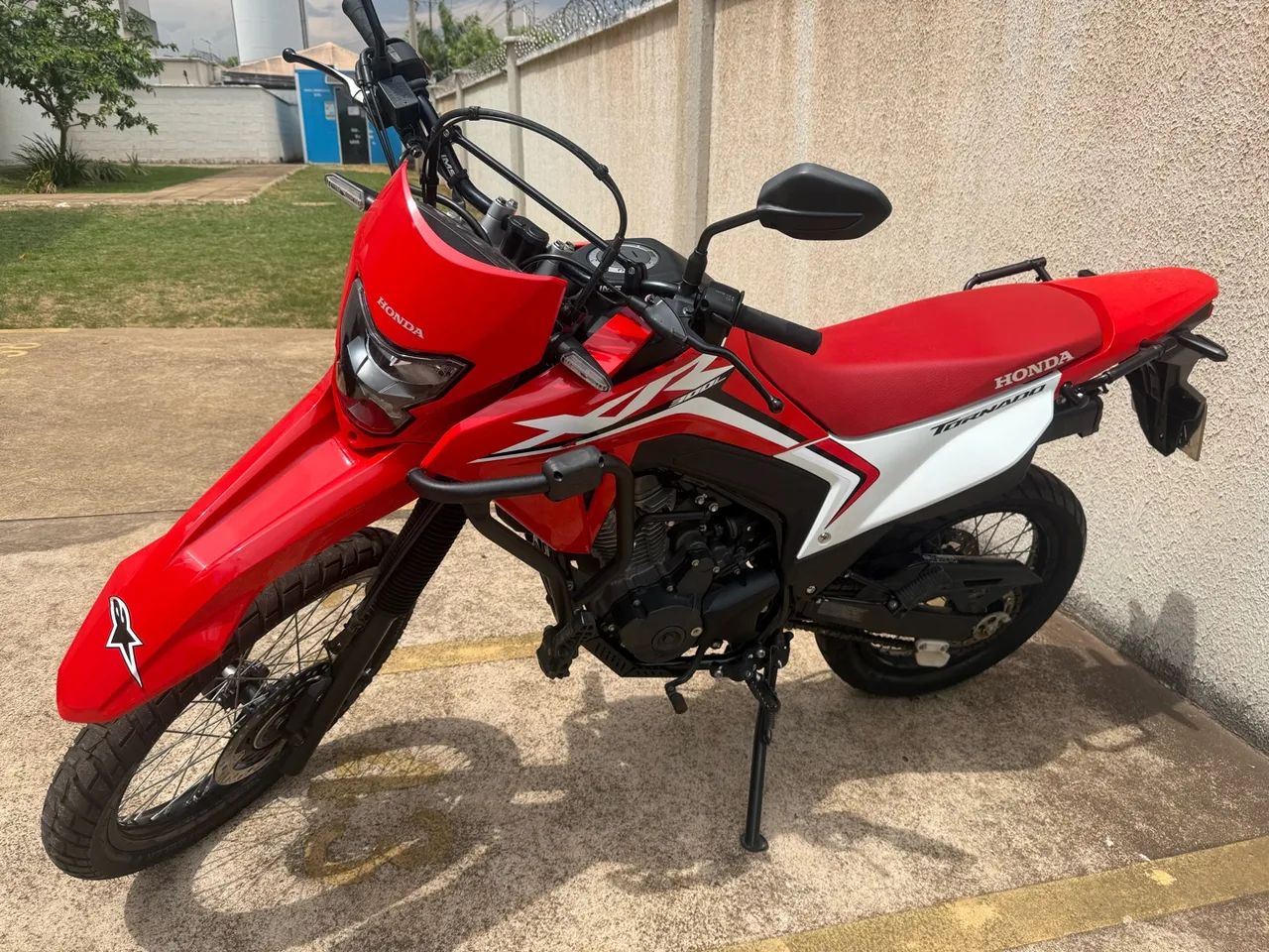 XR 300 Tornado 2025 - Foto 3