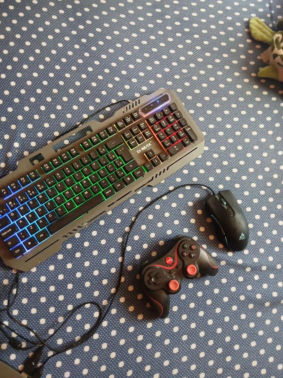 Mouse com dpi 4800 teclado com rgb conteole game pad - Foto 3