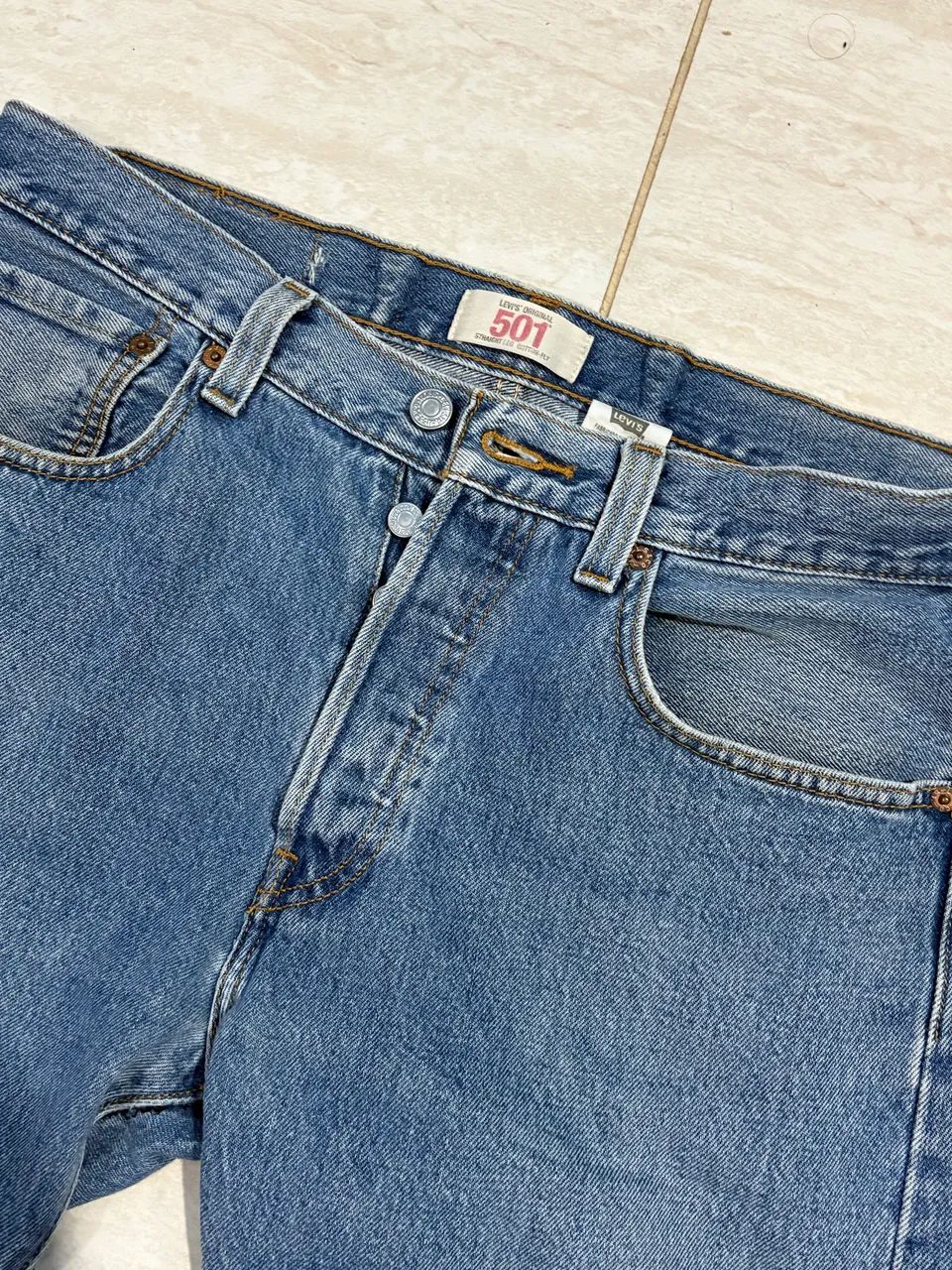 Calça levis 501 - Foto 2