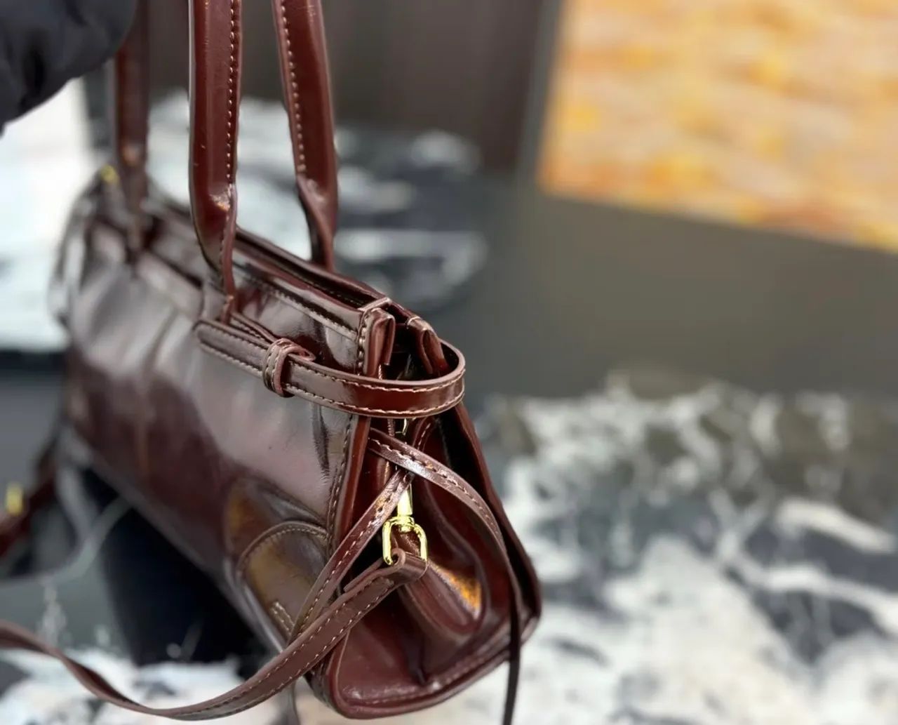 Bolsa Prada Bonnie em couro  - Foto 5