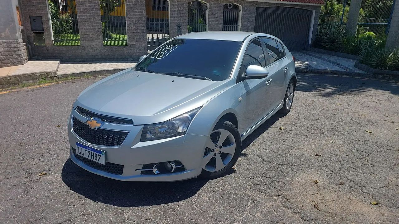 Chevrolet Cruze CRUZE HB Sport LT 1.8 16V FlexP. 5p Aut 2013