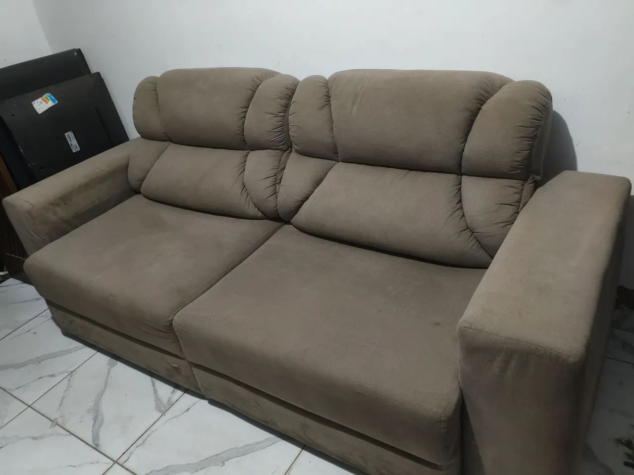 Sofá cama retratil 2.80 metros tecido Suede semi novo - Foto 3