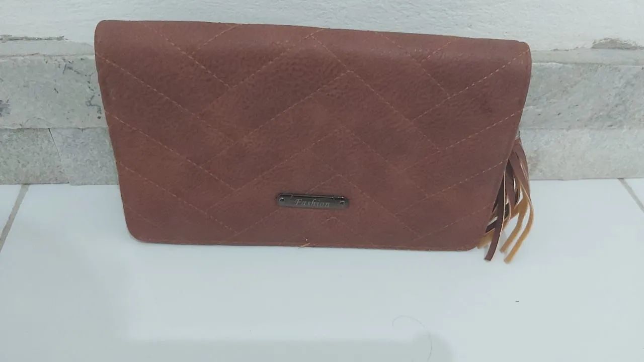 Linda bolsa marrom