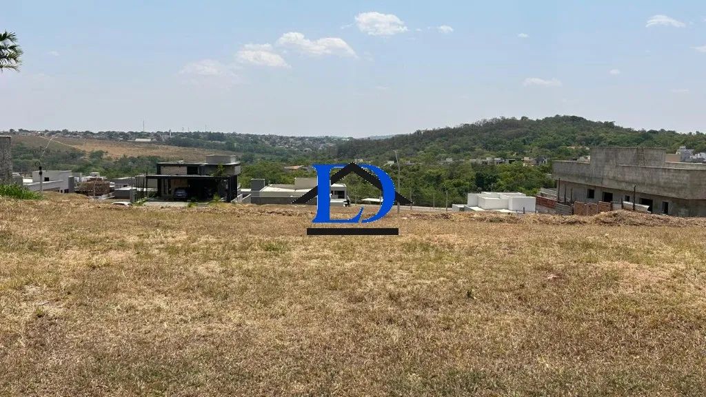 Terreno em Condomínio de Luxo no Jardins Porto, Senador Canedo-GO 300,00 m² de área - Apro - Foto 3
