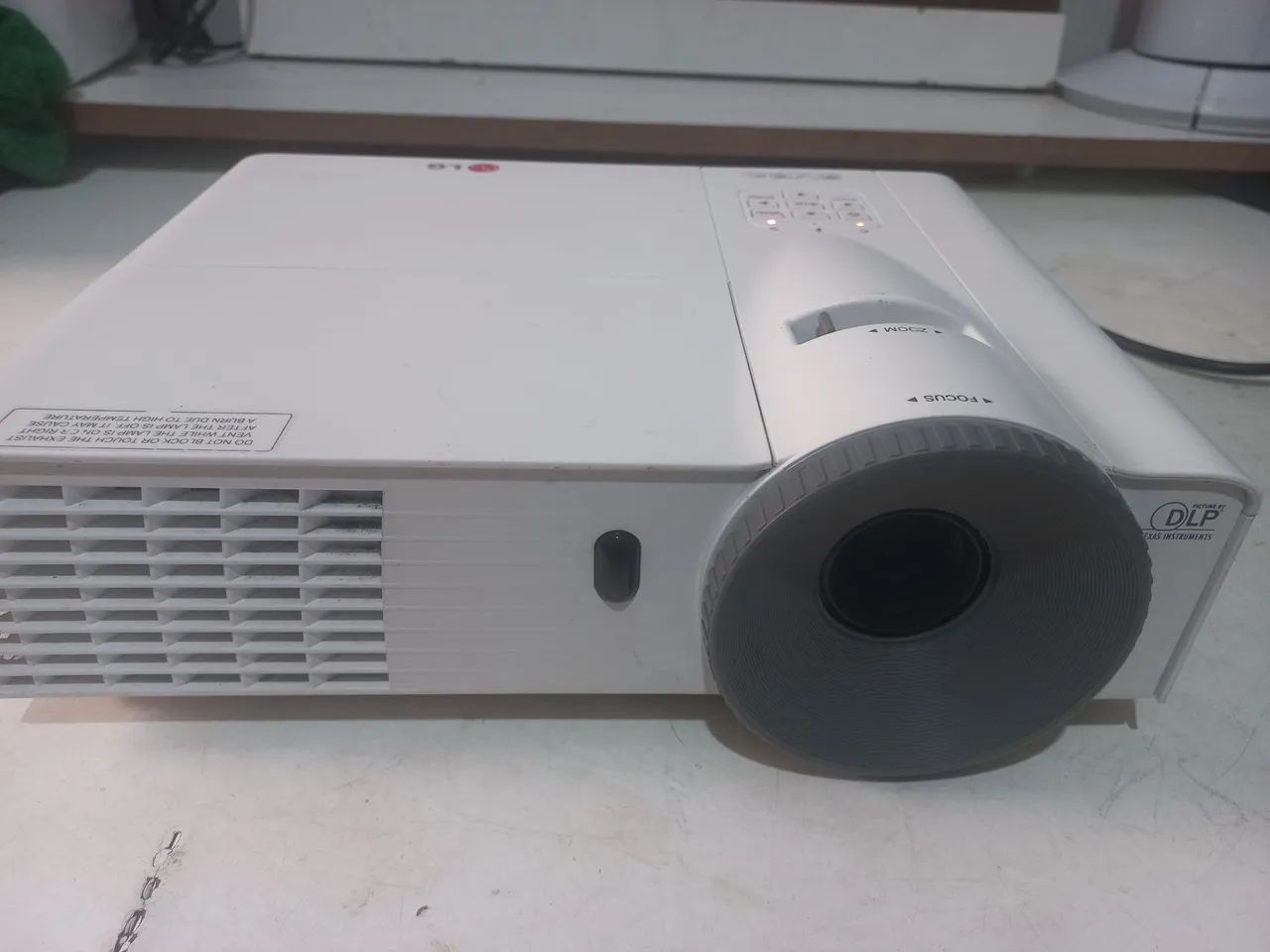 Projetor LG SVEGA no estado  - Foto 5