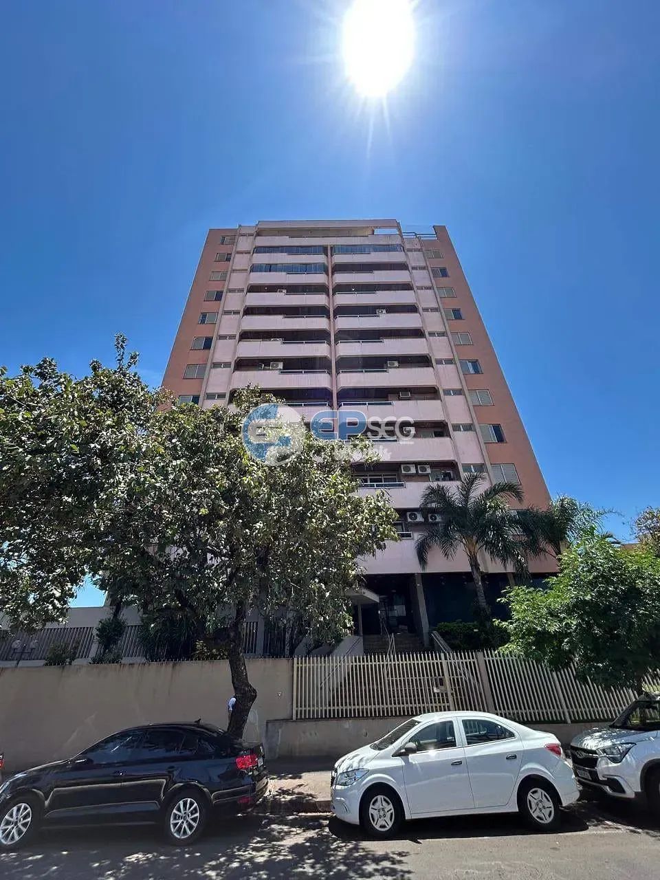Apartamento à venda, Edifíco David Pansolin, Jardim Higienópolis, Londrina, PR