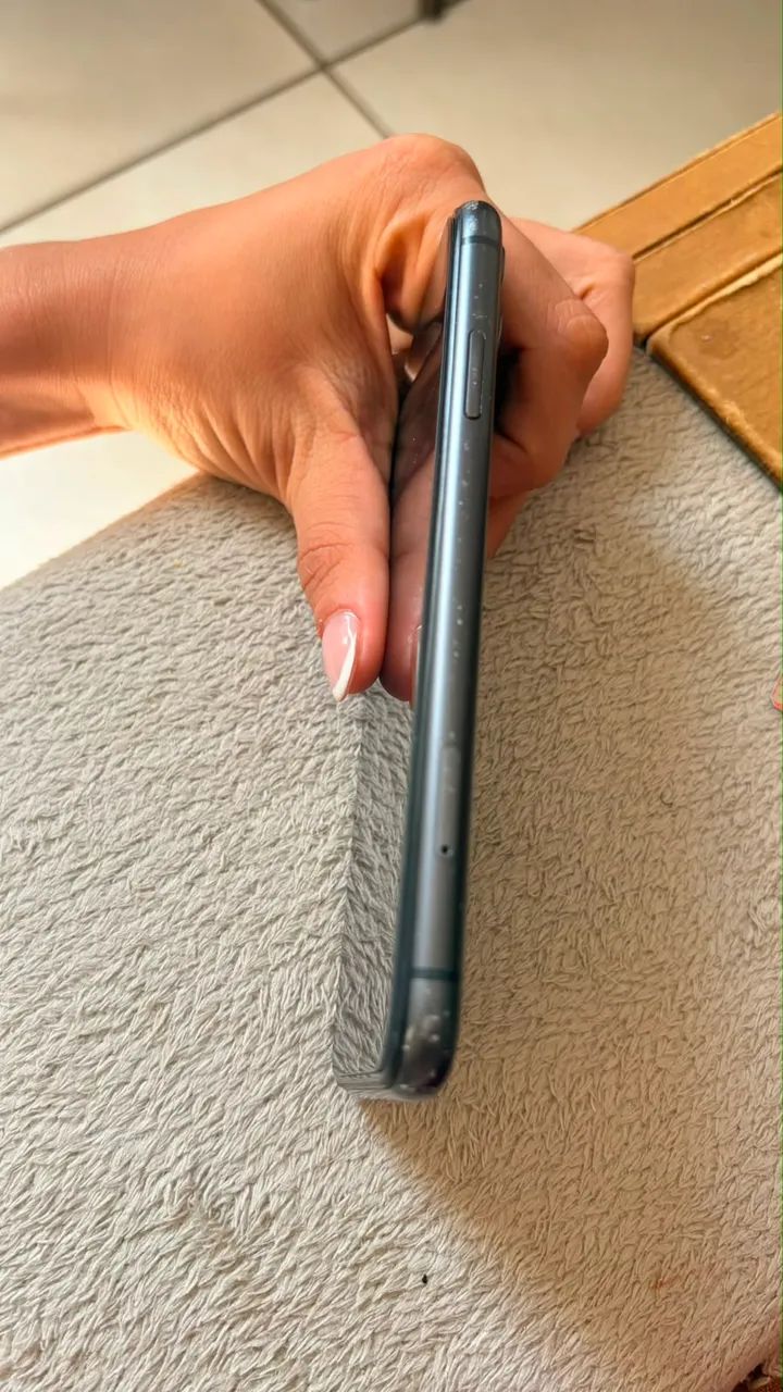 iPhone 11  - Foto 4