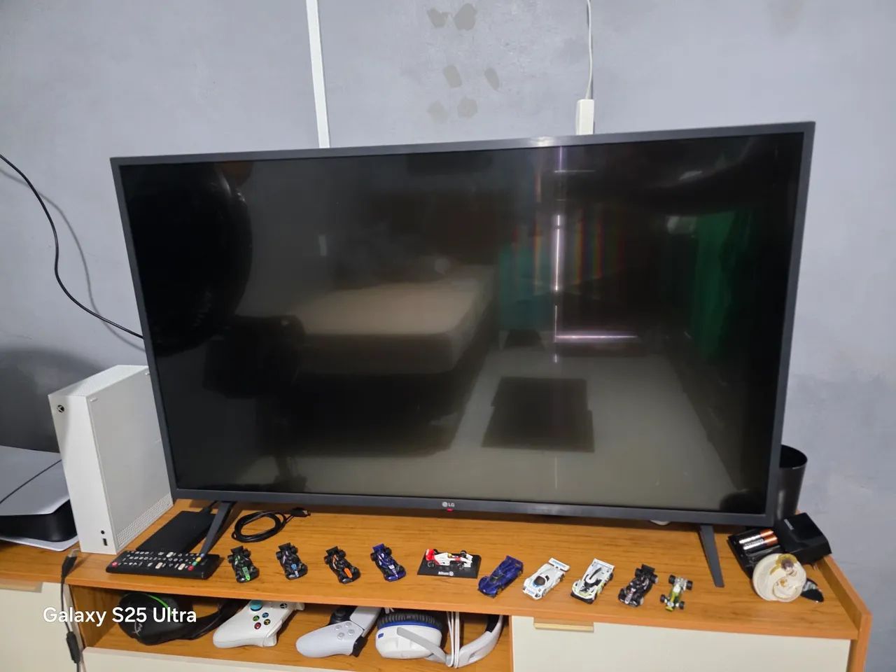 Vendo TV LG 43 polegadas FULL HD - Foto 2