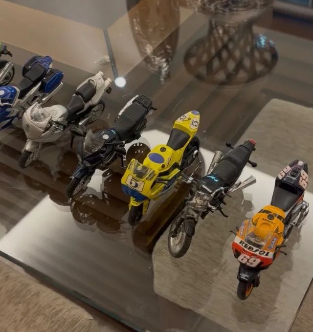 Miniaturas de motos 
