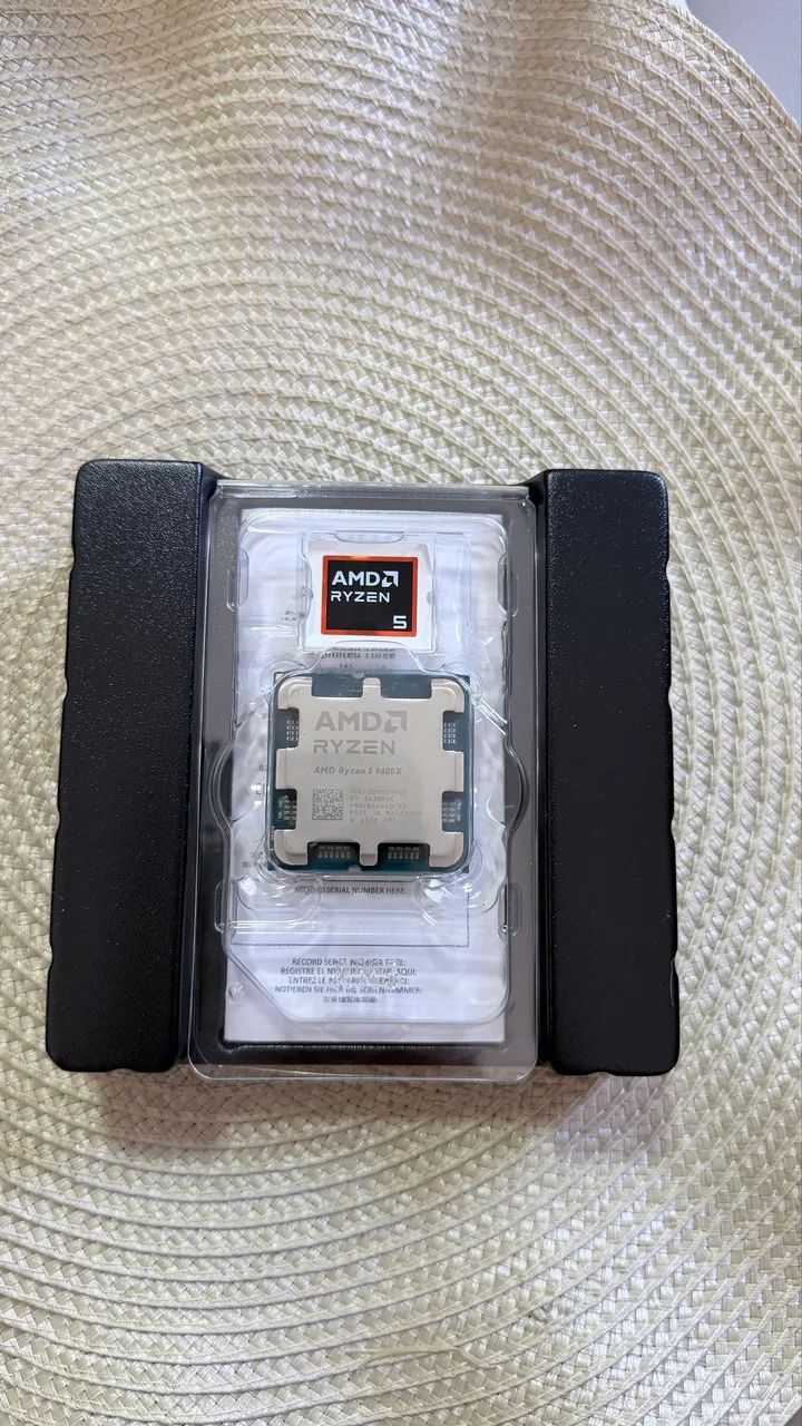 AMD Ryzen 5 9600X - Foto 2