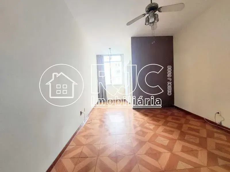 Amplo sala 2 quartos deps 87 m2