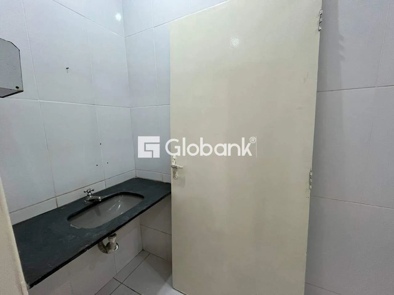 Loja para aluguel Centro 63m² Montes Claros MG - Foto 5