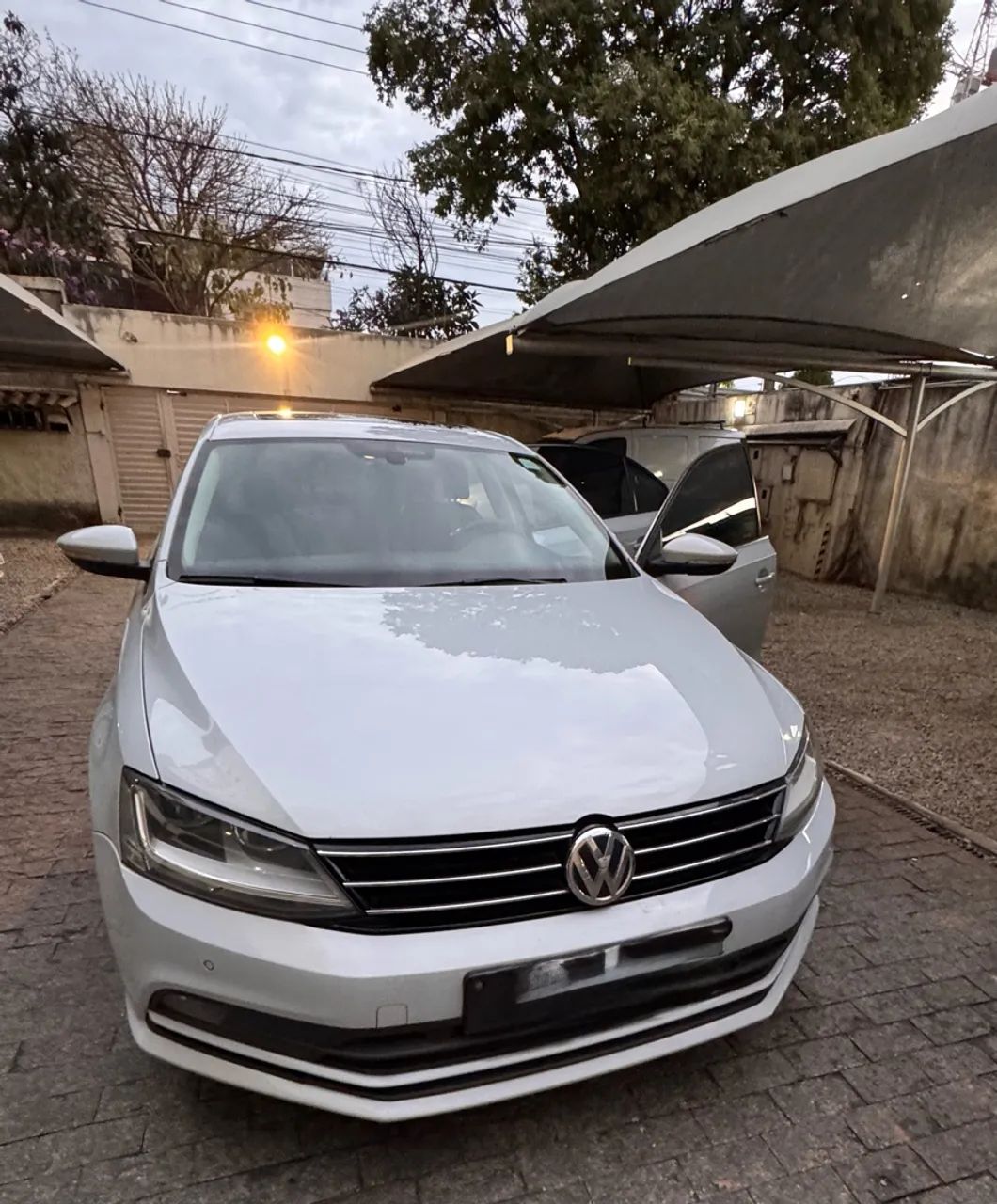 Volkswagen Jetta JETTA Comfortline 1.4 TSI 16V 4p Aut. 2017