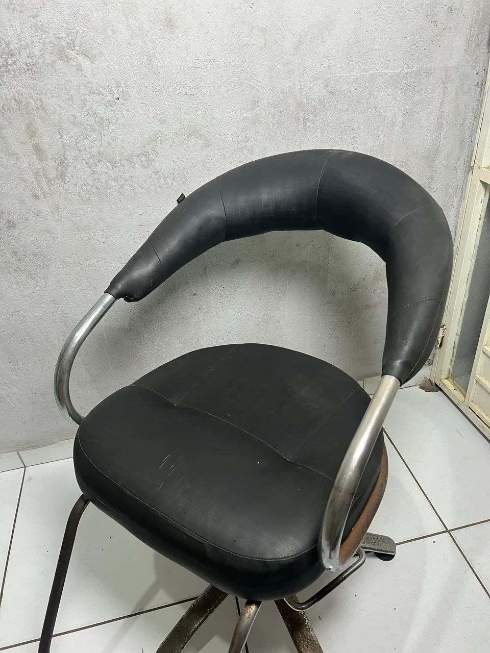 Cadeira para salão ou barbeiro 