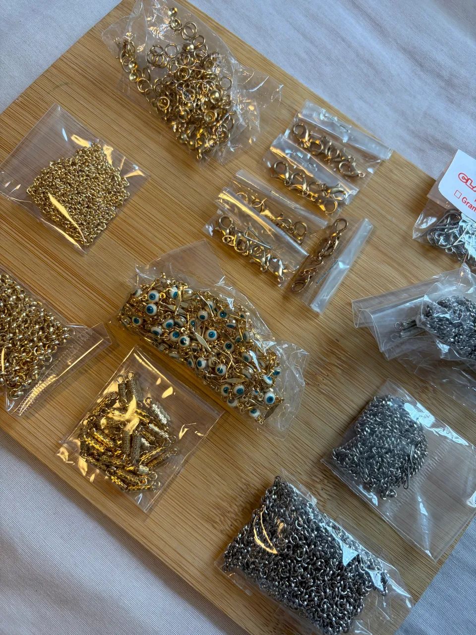 Kit de aviamentos para bijuterias (dourado e prateado) - Foto 3