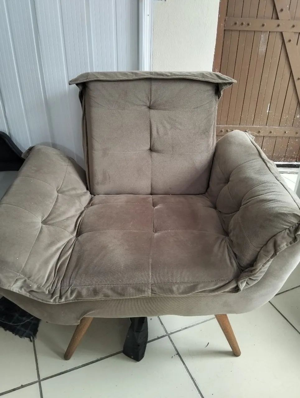 Vendo uma poltrona 