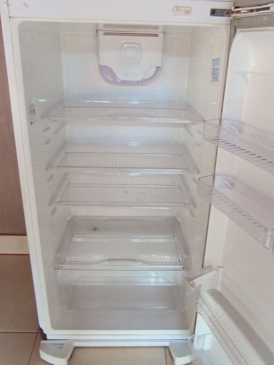 Geladeira Eletrolux DC49A 462L com Super Freezer - Funcionando Perfeitamente  - Foto 3