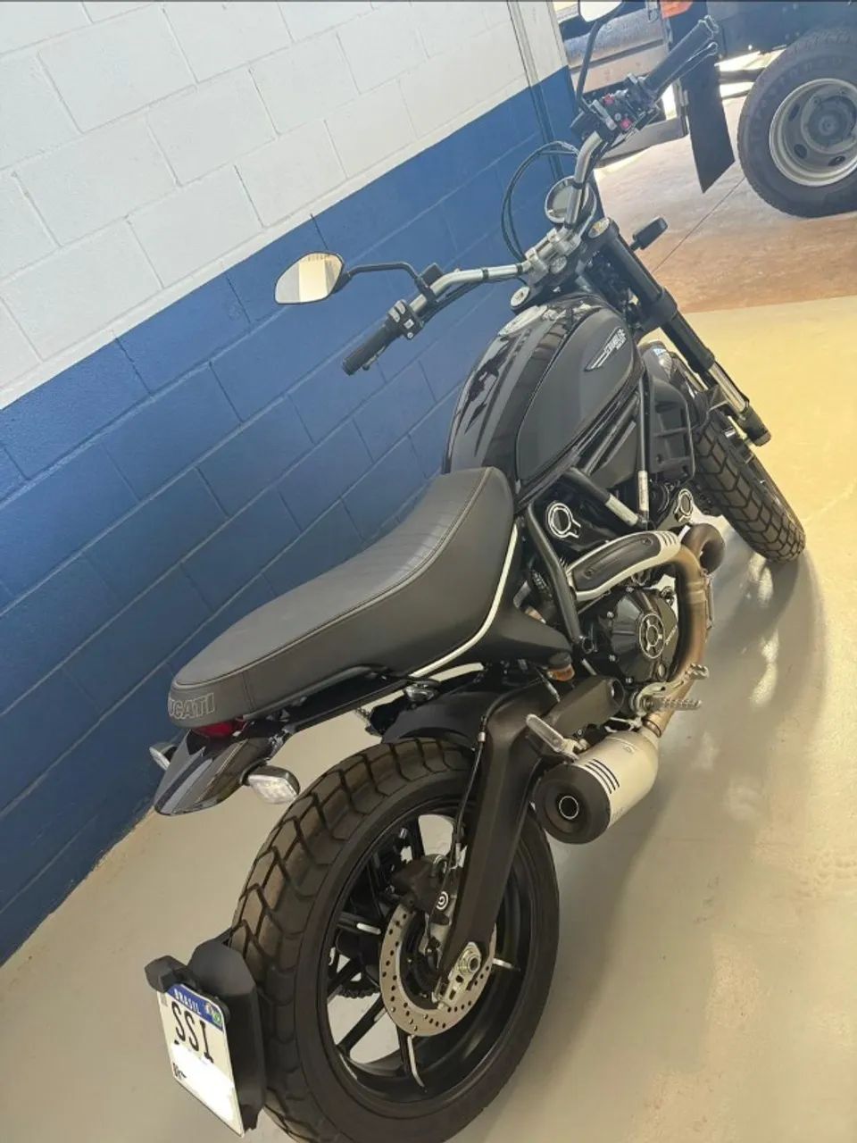 DUCATI Scramber  - Foto 5