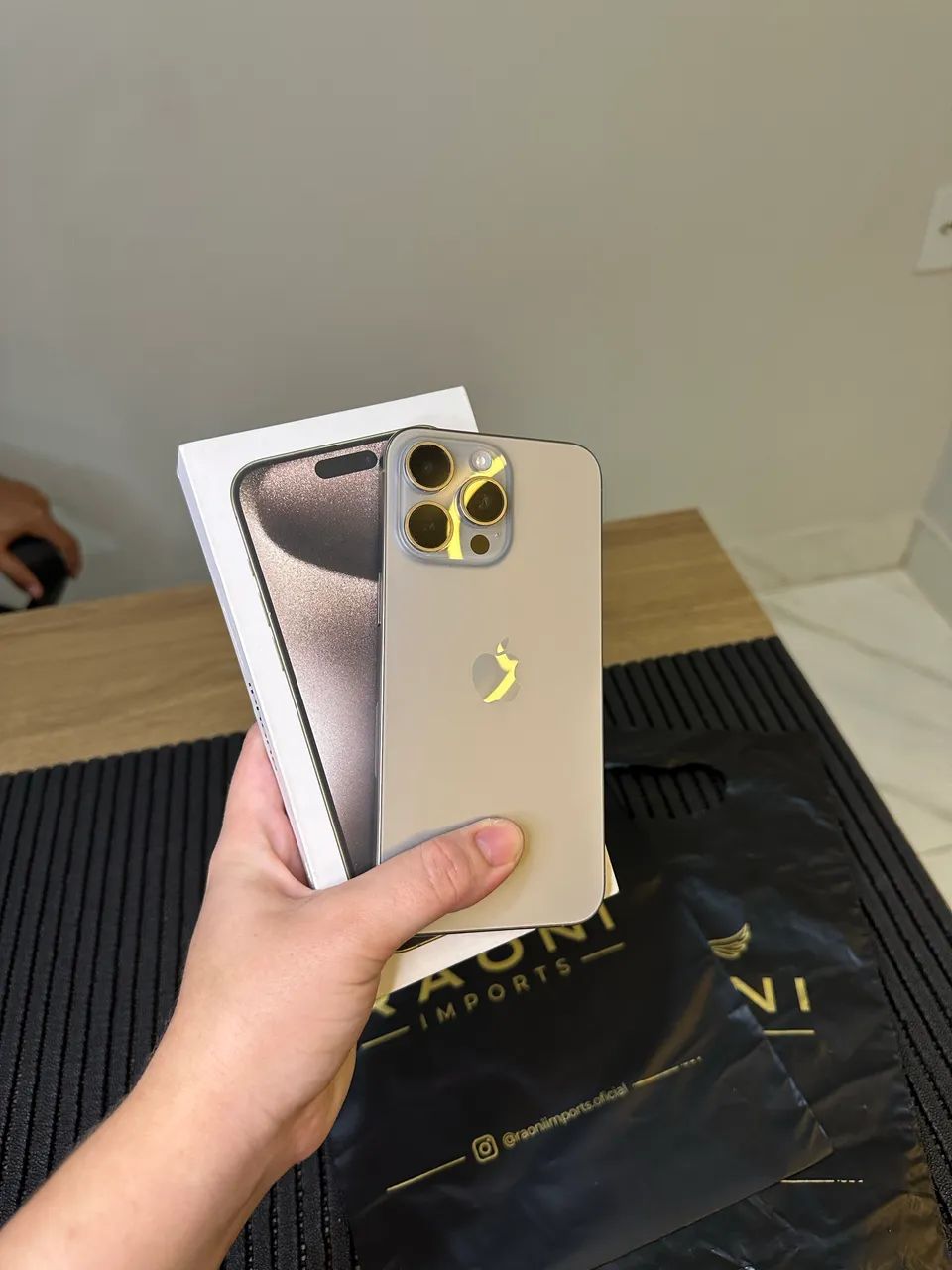 iPhone 15 Pro Max 256GB - Bateria 86% - Perfeito Estado - Foto 2