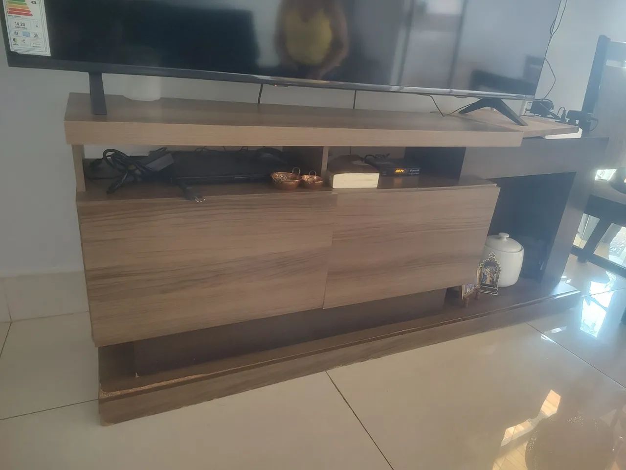 Rack para tv 1.80 m comprimento 