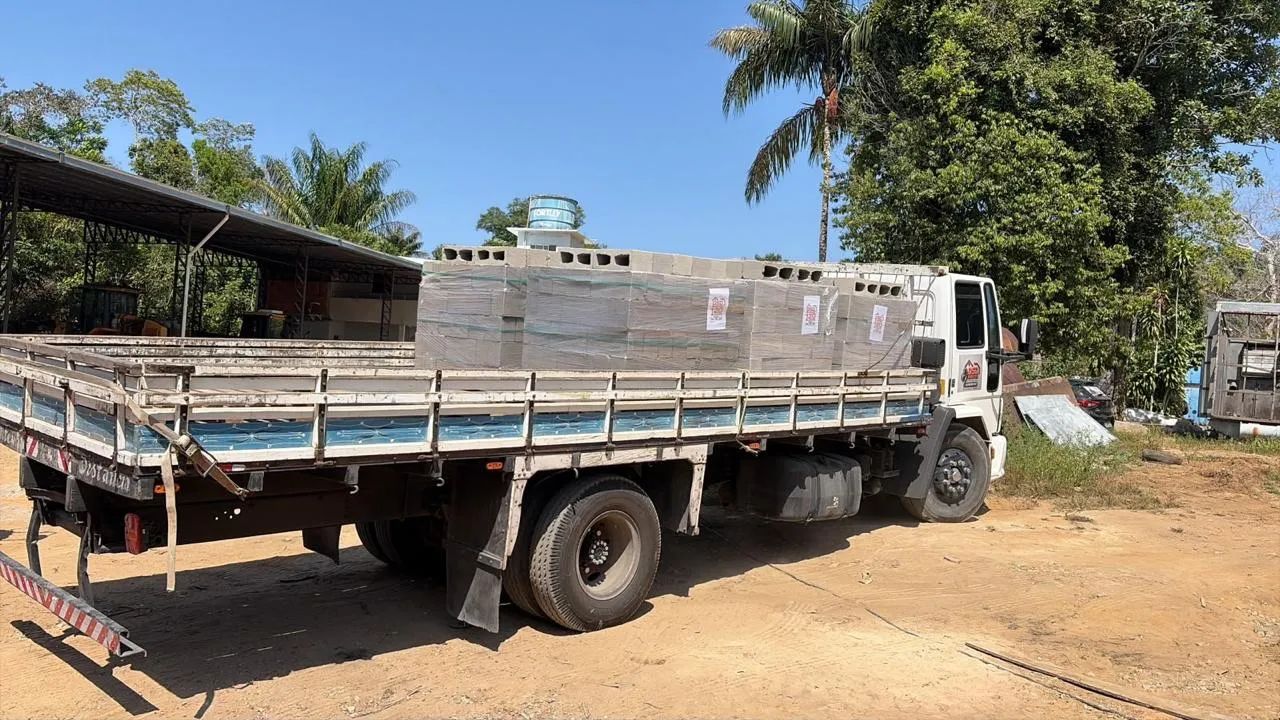 Caminhão cargo 1317E  - Foto 5