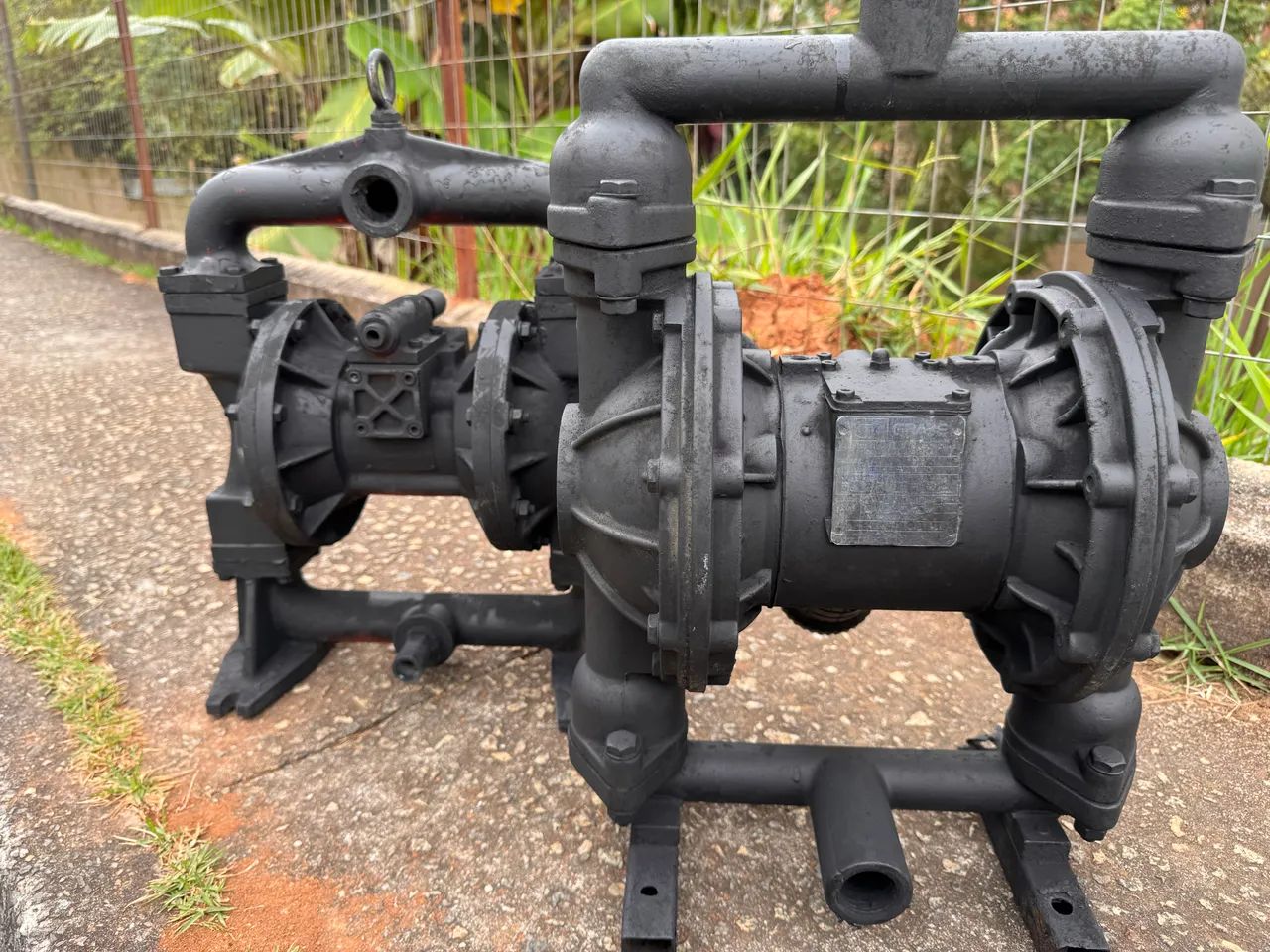 BOMBA PNEUMÁTICA DE DUPLO DIAFRAGMA INDUSTRIAL - ÓTIMO ESTADO - Foto 2