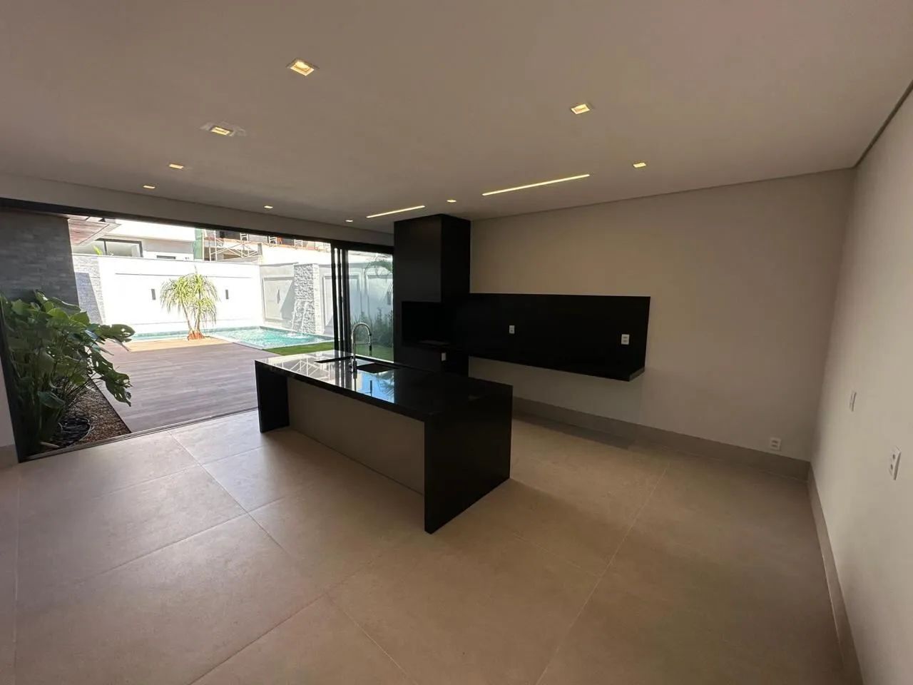 Sobrado com 3 suites no Florais Italia - Foto 2