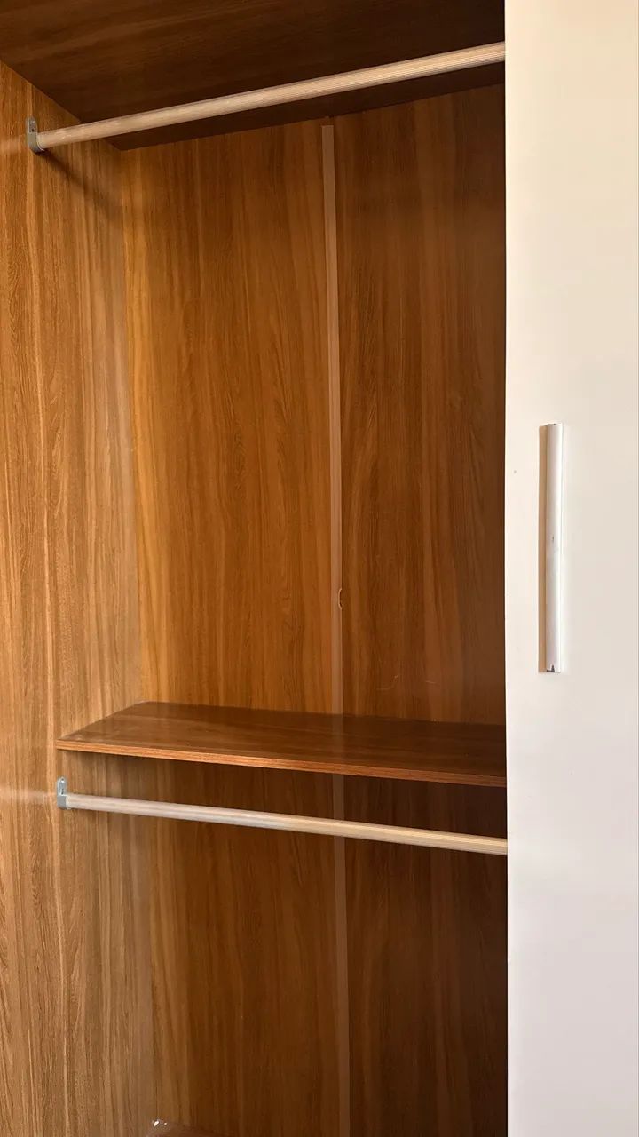 Guarda-roupa 3 portas de correr com espelho - R$ 750 - Foto 3