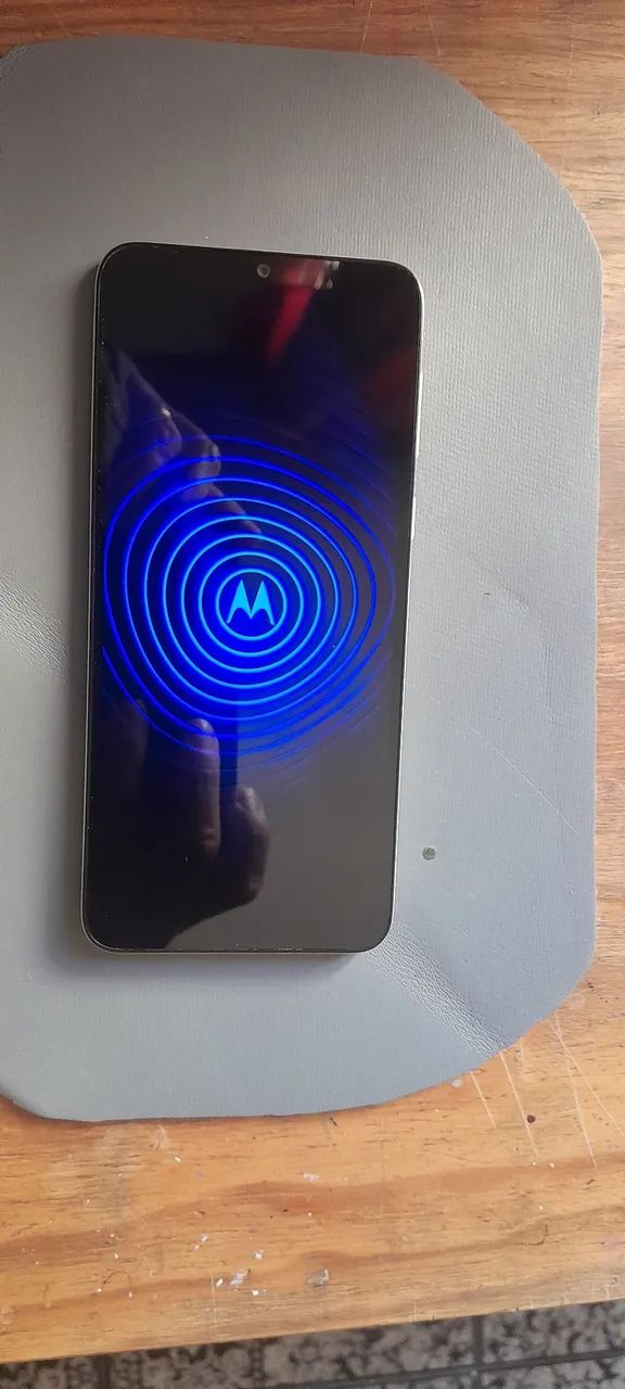 CELULAR MOTOROLA E13 64 MUITO NOVO E SEM NENHUM ARRANHÃO  - Foto 4