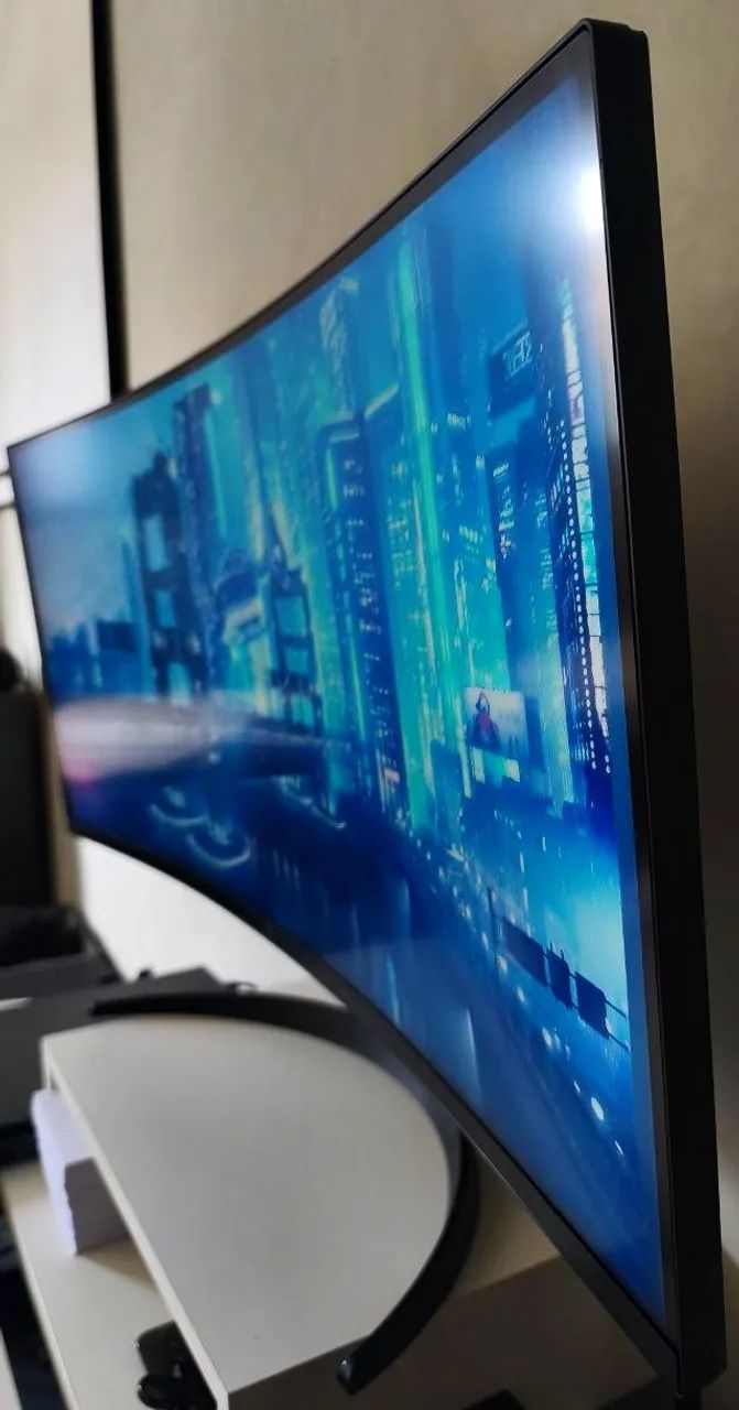 Monitor LG UltraWide Curvo 34 - WQHD - 100Hz - 21:9  - Foto 4