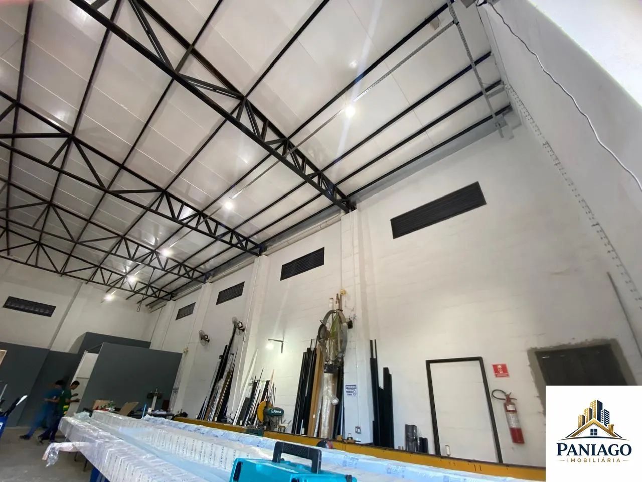 Barracão 430 m², pé direito alto, energia solar - Parque Geórgia, Cuiabá/MT - Foto 6