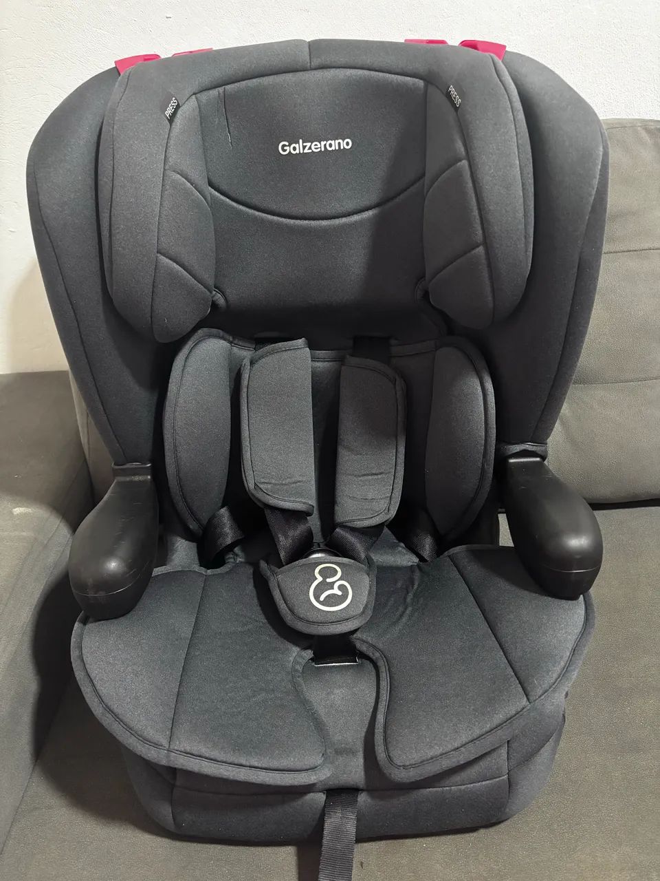 Cadeirinha automóvel 