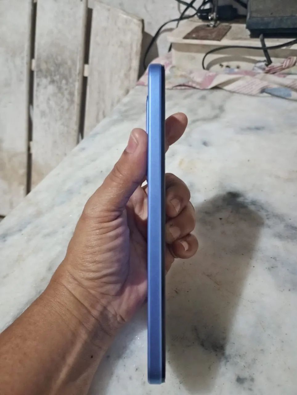 Realme c85 256gb 8 de ram  - Foto 3